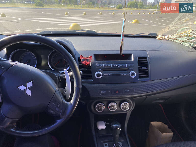 Седан Mitsubishi Lancer 2008 в Києві