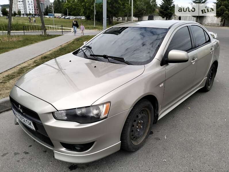 Седан Mitsubishi Lancer 2008 в Львові