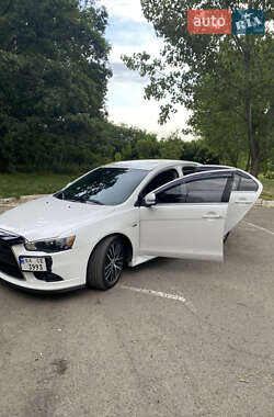 Седан Mitsubishi Lancer 2016 в 
