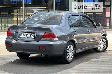 Седан Mitsubishi Lancer 2004 в Одессе