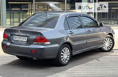 Седан Mitsubishi Lancer 2004 в Одессе