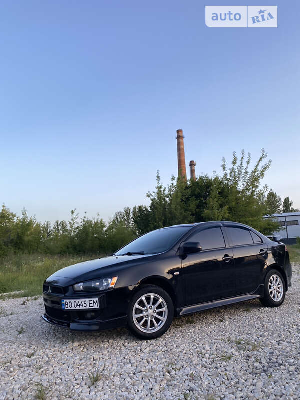 Седан Mitsubishi Lancer 2010 в Тернополі