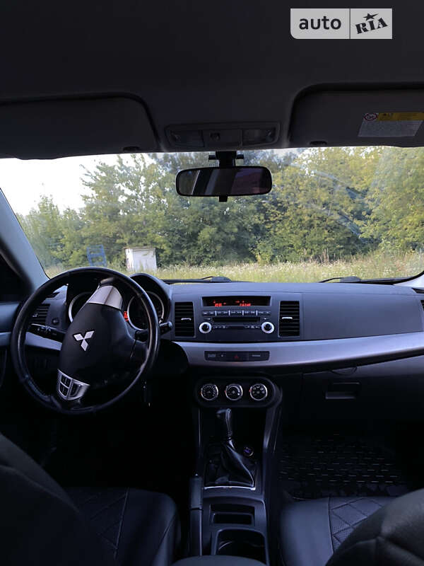 Седан Mitsubishi Lancer 2010 в Тернополі