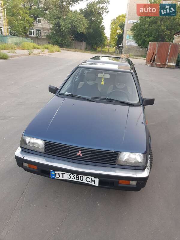 Универсал Mitsubishi Lancer 1987 в Херсоне