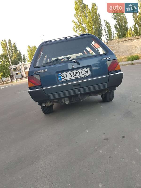 Универсал Mitsubishi Lancer 1987 в Херсоне