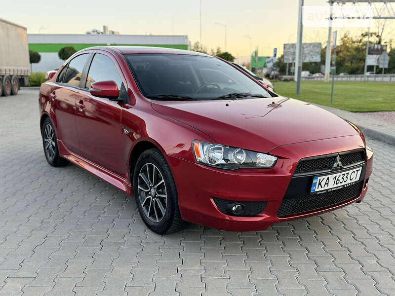 Седан Mitsubishi Lancer 2017 в Києві