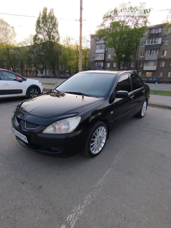 Седан Mitsubishi Lancer 2005 в Дніпрі