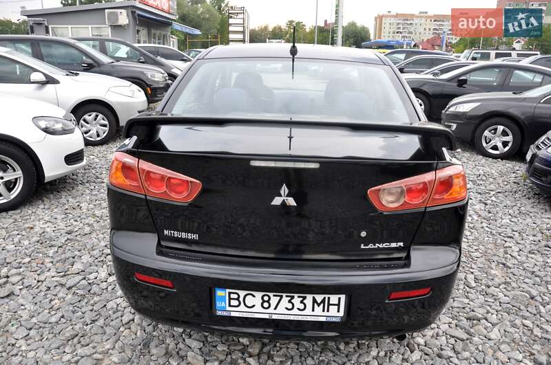 Седан Mitsubishi Lancer 2010 в Львові