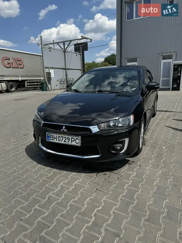 Mitsubishi Lancer 2016