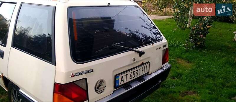 Універсал Mitsubishi Lancer 1989 в Івано-Франківську