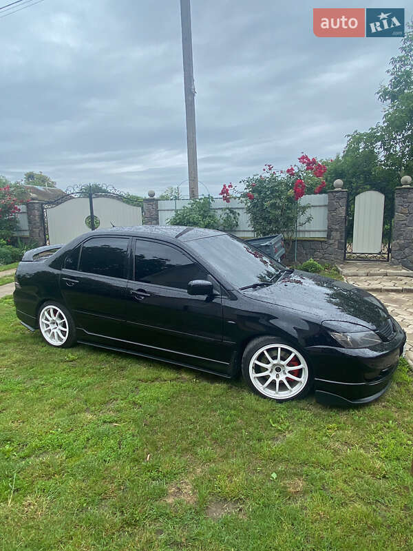 Седан Mitsubishi Lancer 2006 в Гайсину