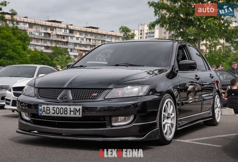 Седан Mitsubishi Lancer 2006 в Гайсину