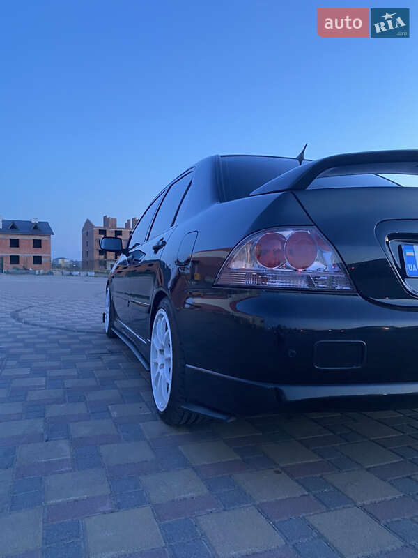 Седан Mitsubishi Lancer 2006 в Гайсину