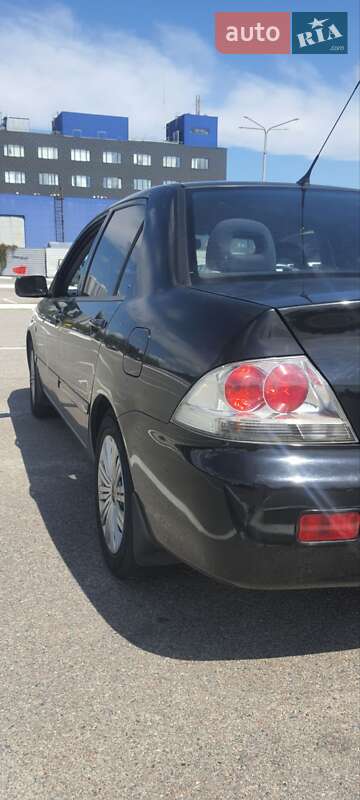 Седан Mitsubishi Lancer 2009 в Киеве