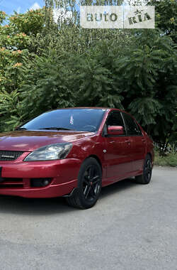 Седан Mitsubishi Lancer 2006 в Киеве