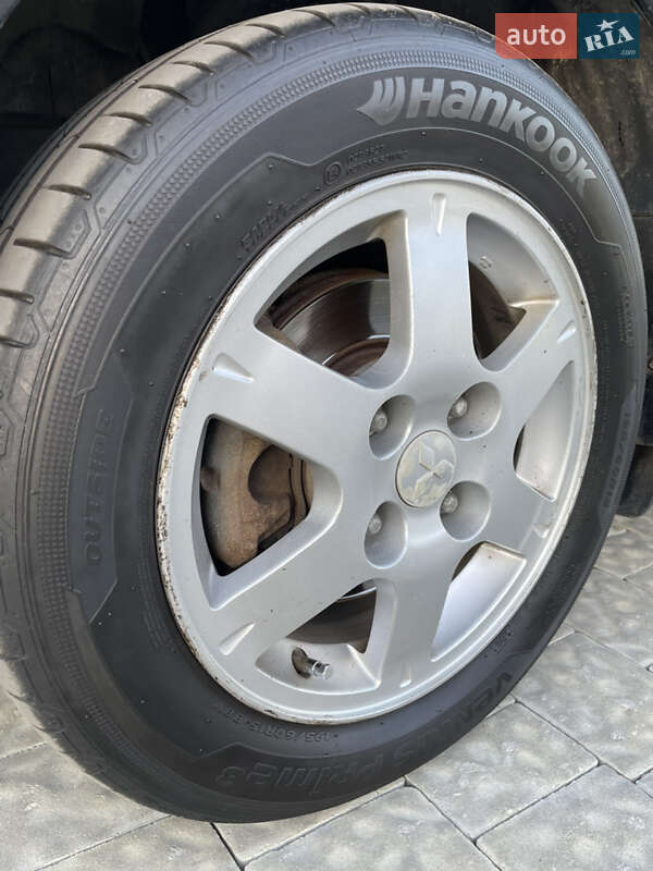 Седан Mitsubishi Lancer 2004 в Львові фото 22 Седан Mitsubishi Lancer 2004 в Львові