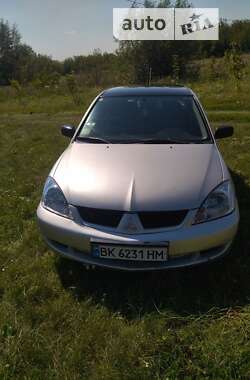 Седан Mitsubishi Lancer 2008 в  фото 3 Седан Mitsubishi Lancer 2008 в