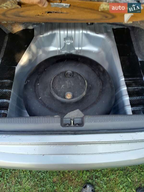 Седан Mitsubishi Lancer 2006 в Ивано-Франковске