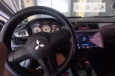 Седан Mitsubishi Lancer 2006 в Гайсине