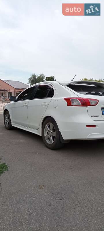 Хэтчбек Mitsubishi Lancer 2008 в Краснограде