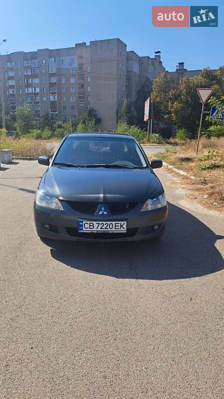Седан Mitsubishi Lancer 2004 в Чернигове
