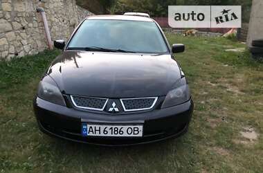 Седан Mitsubishi Lancer 2004 в Тернополе