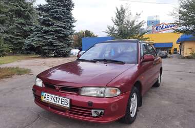 Седан Mitsubishi Lancer 1993 в Дніпрі