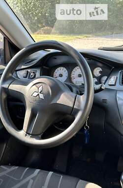 Седан Mitsubishi Lancer 2009 в Києві