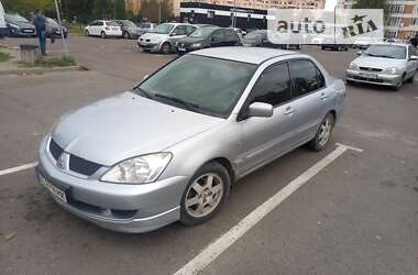 Седан Mitsubishi Lancer 2004 в Львове