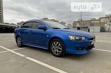 Седан Mitsubishi Lancer 2009 в Киеве