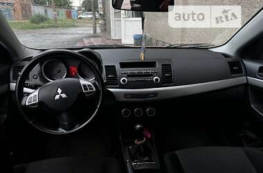 Седан Mitsubishi Lancer 2008 в Пирятине