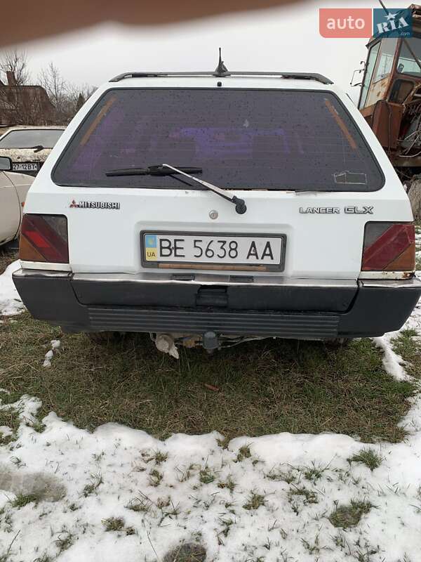 Хэтчбек Mitsubishi Lancer 1987 в Ильинцах фото 7 Хэтчбек Mitsubishi Lancer 1987 в Ильинцах