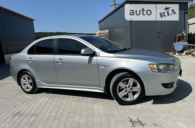 Седан Mitsubishi Lancer 2009 в Львове