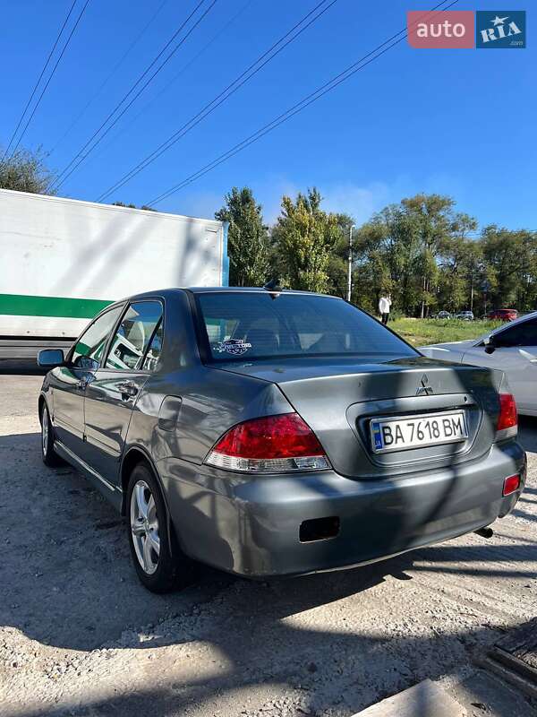 Седан Mitsubishi Lancer 2006 в Запоріжжі