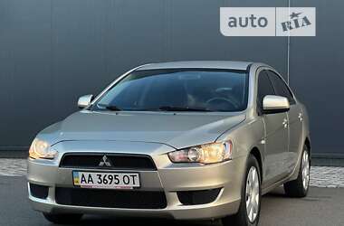 Седан Mitsubishi Lancer 2008 в Киеве