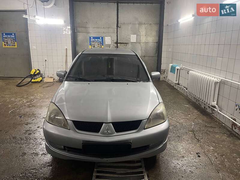 Седан Mitsubishi Lancer 2009 в Коломиї