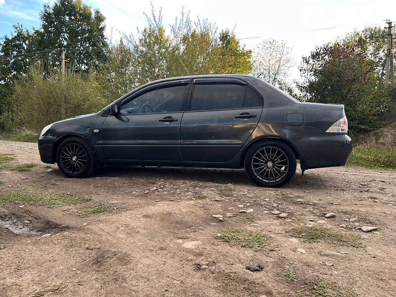 Седан Mitsubishi Lancer 2003 в Коломые фото 20 Седан Mitsubishi Lancer 2003 в Коломые