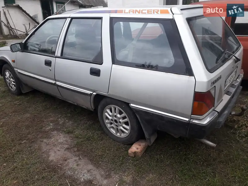 Mitsubishi Lancer 1987