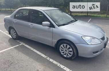 Седан Mitsubishi Lancer 2005 в Киеве