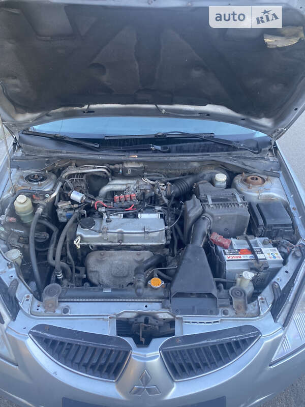 Седан Mitsubishi Lancer 2005 в Киеве