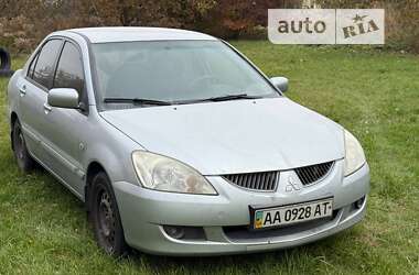 Седан Mitsubishi Lancer 2005 в Киеве