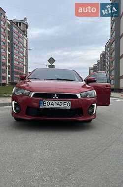 Седан Mitsubishi Lancer 2015 в Тернополе