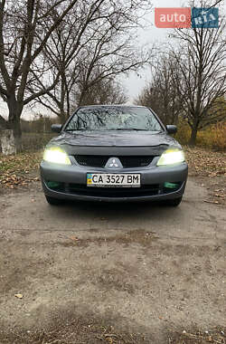 Седан Mitsubishi Lancer 2006 в Смілі