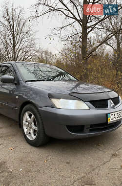 Седан Mitsubishi Lancer 2006 в Смеле