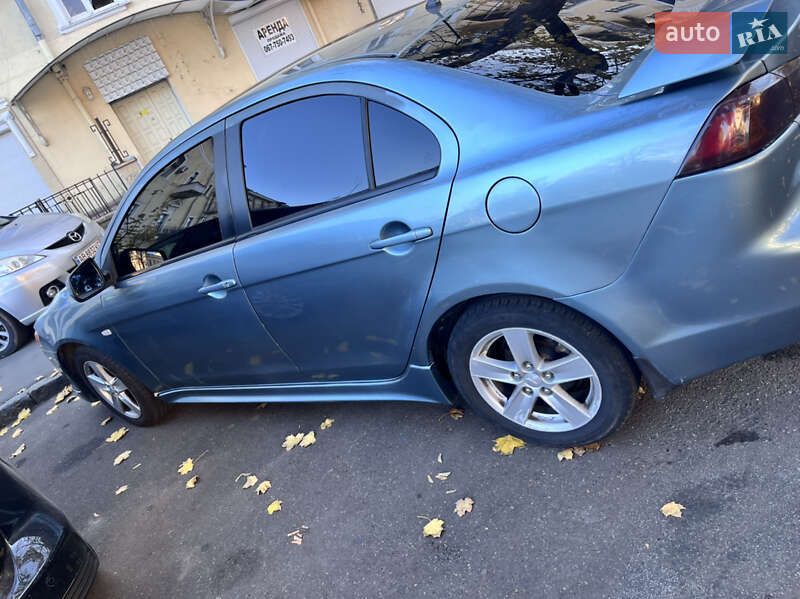 Седан Mitsubishi Lancer 2007 в Одессе