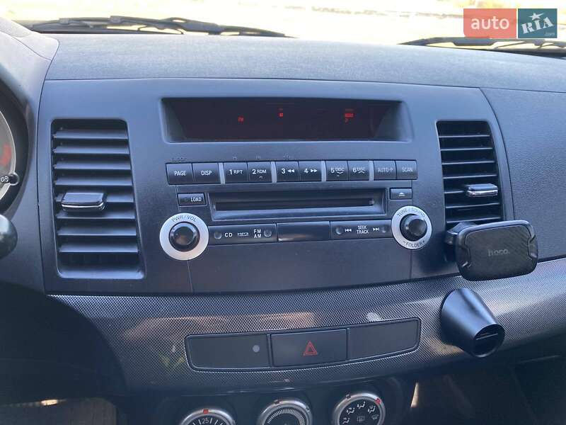 Седан Mitsubishi Lancer 2008 в Львове