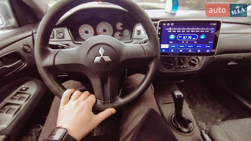 Седан Mitsubishi Lancer 2008 в Ужгороде