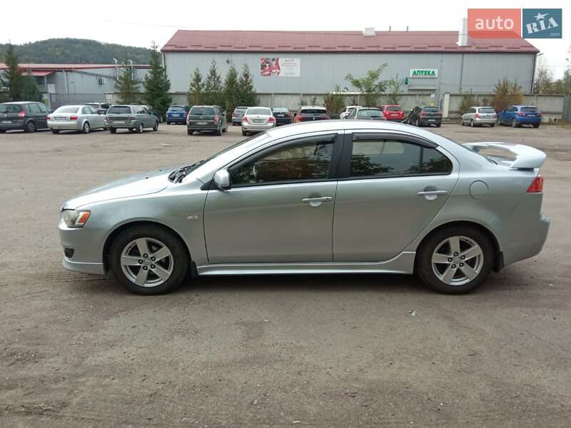 Седан Mitsubishi Lancer 2008 в Львові