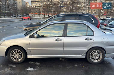 Седан Mitsubishi Lancer 2006 в Киеве