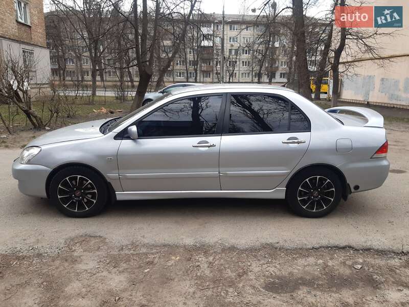 Mitsubishi Lancer 2006